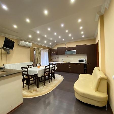 Central Apart Διαμέρισμα Oradea Εξωτερικό φωτογραφία